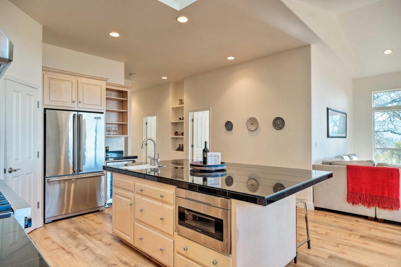הוילה Peaceful Columbia Retreat With Hot Tub And Mtn Views! מראה חיצוני תמונה