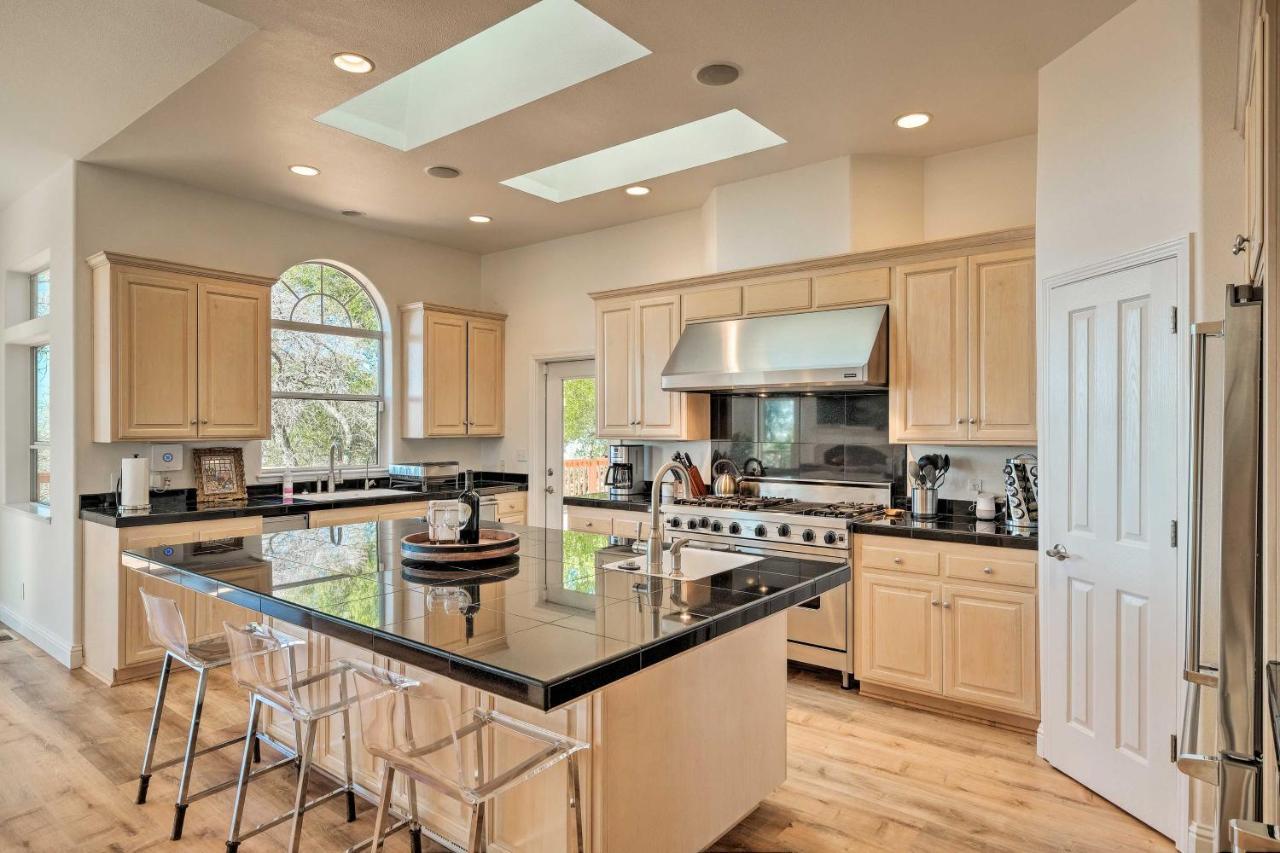 הוילה Peaceful Columbia Retreat With Hot Tub And Mtn Views! מראה חיצוני תמונה