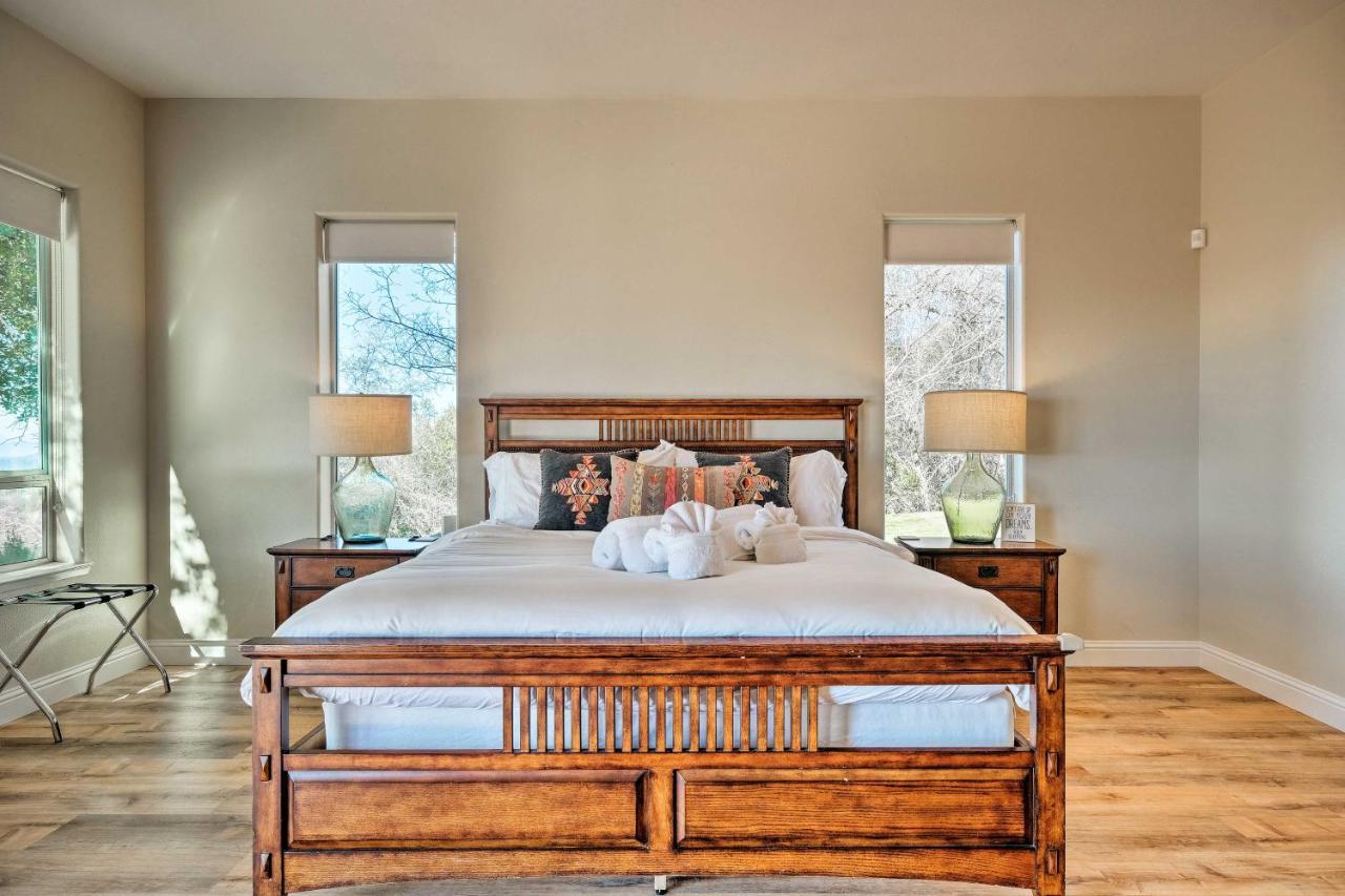 הוילה Peaceful Columbia Retreat With Hot Tub And Mtn Views! מראה חיצוני תמונה